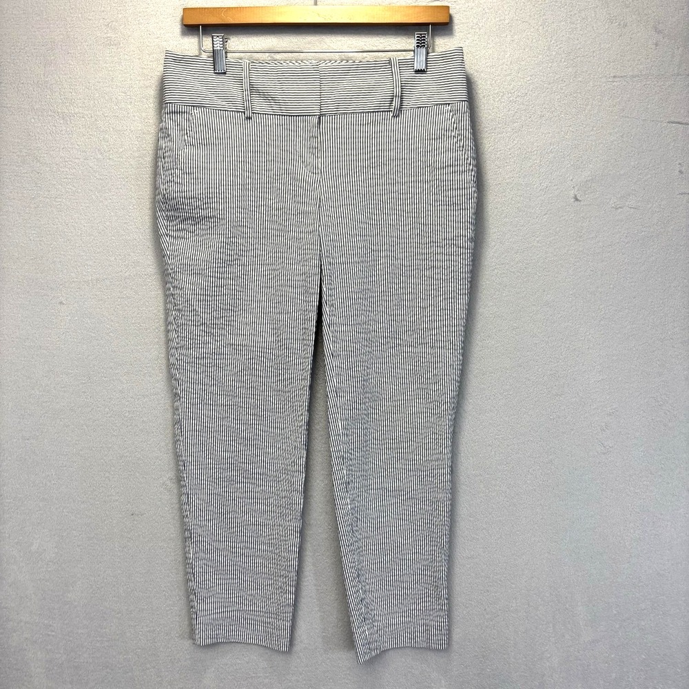 Ann Taylor Seersucker Capri Pants Womens 4‎ Blue White Striped Stretch Cropped